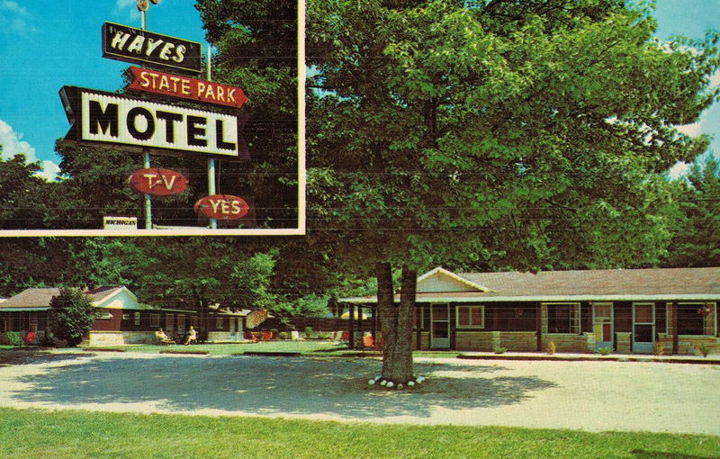 Hayes State Park Motel - Old Postcard